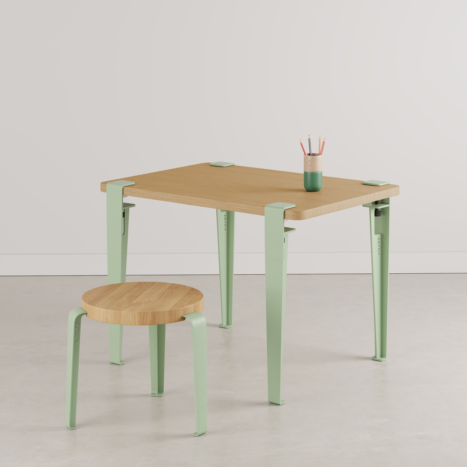 KIDS desk – solid oak