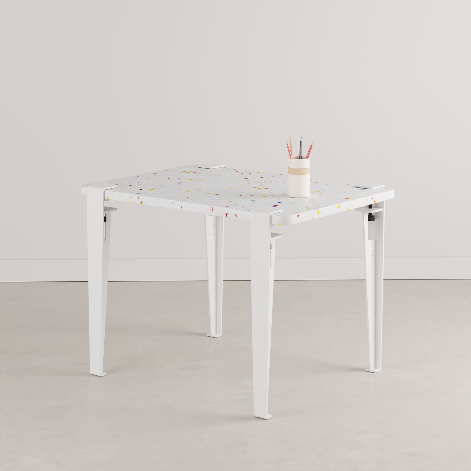 Kinderschreibtisch TIPTOE 70x50cm - recycelter Kunststoff Tutti Frutti