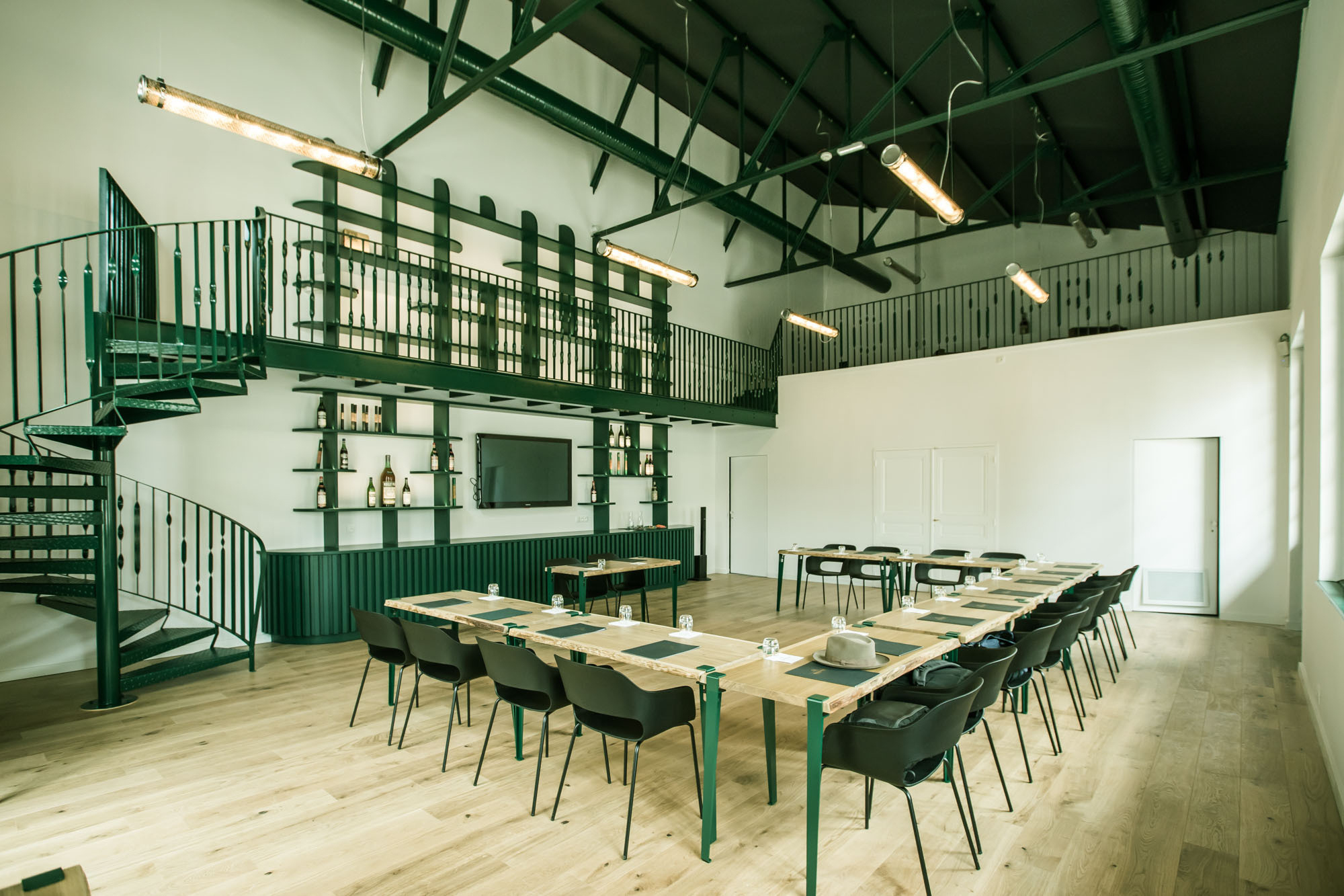 NOILLY PRAT, tasting room, Marseillan