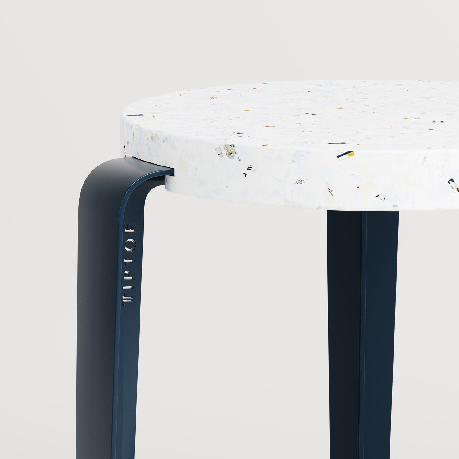LOU stool - Venezia recycled plastic