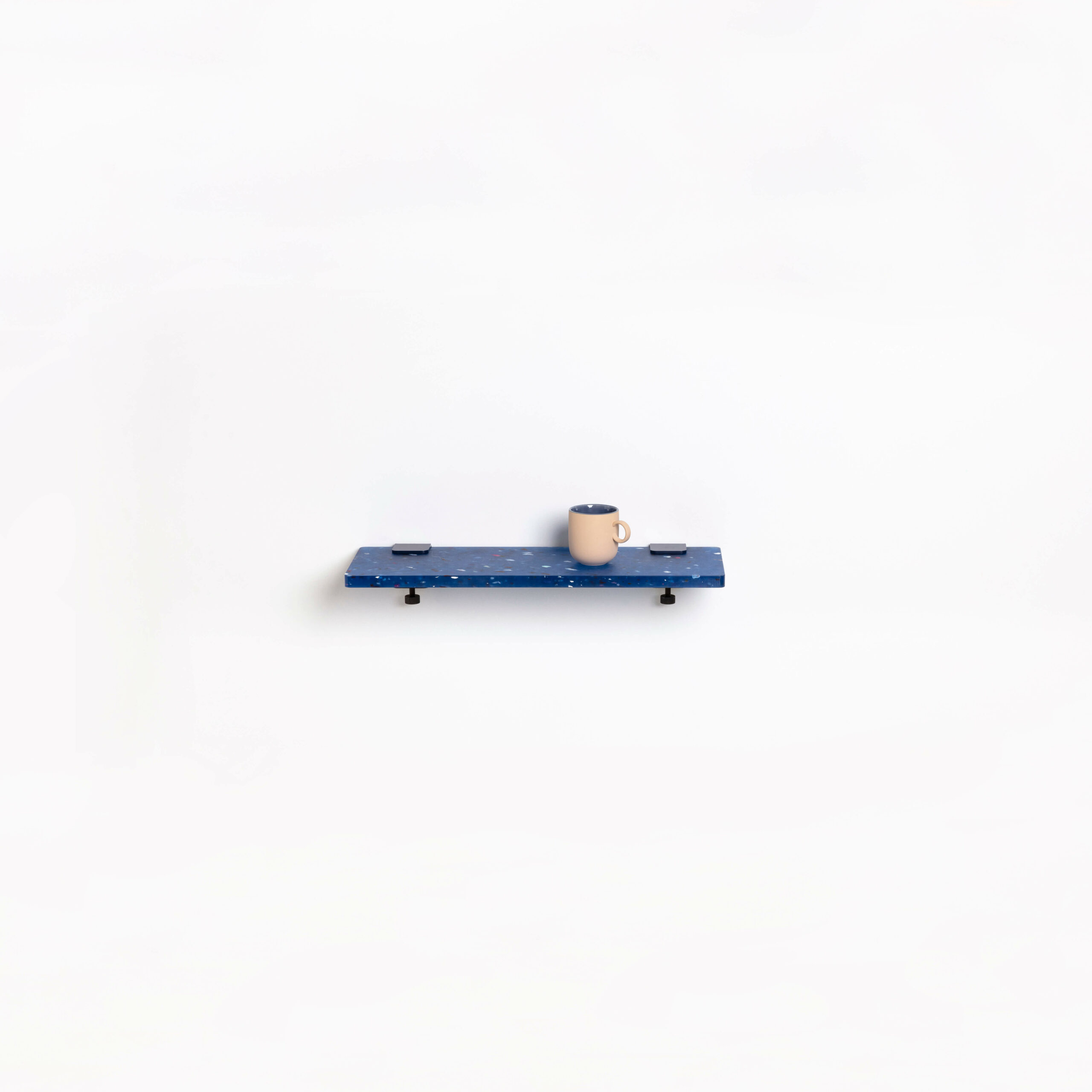 BRACKET Wandregal - recycelter Kunststoff Pacifico - 60 und 90cm