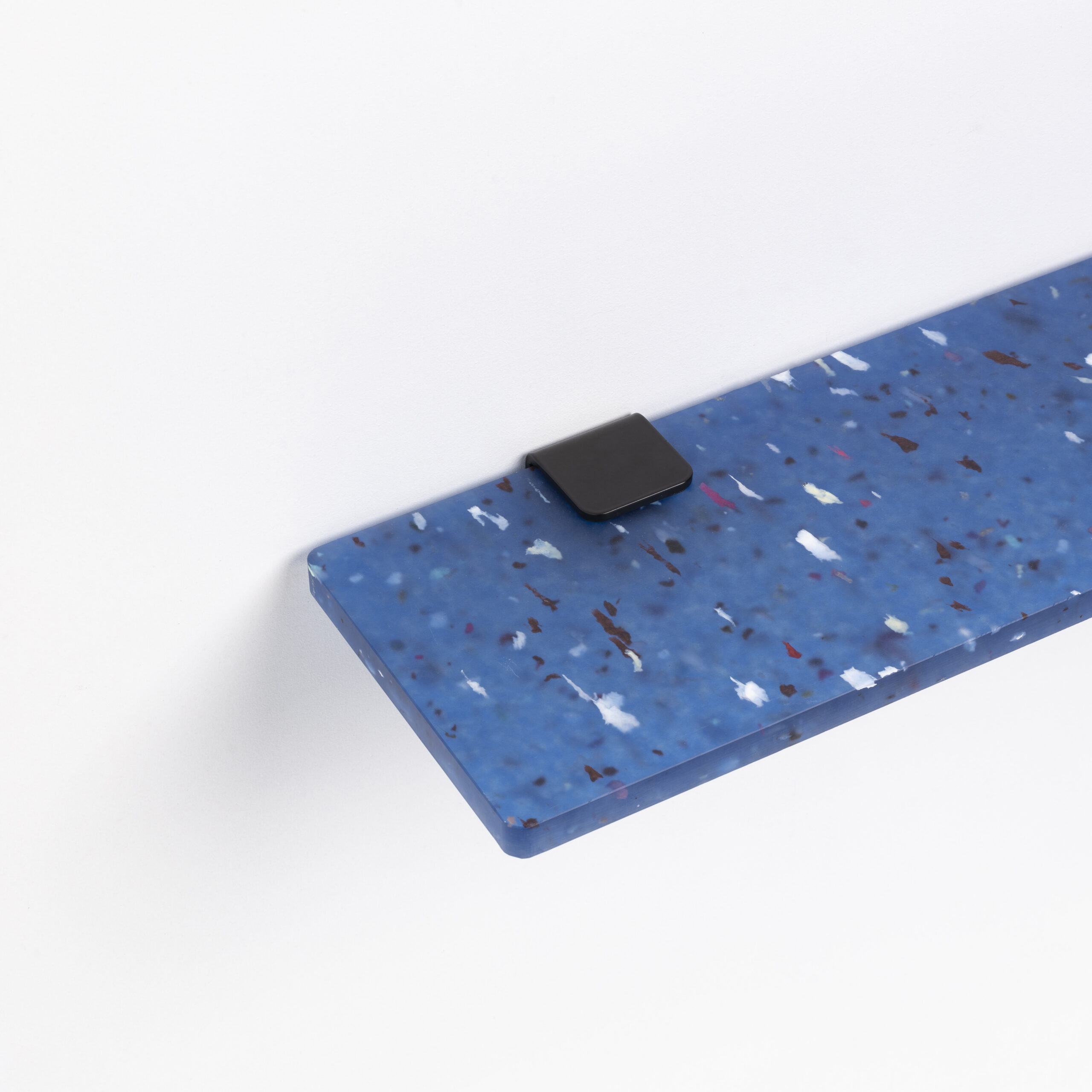 BRACKET Wandregal - recycelter Kunststoff Pacifico - 60 und 90cm