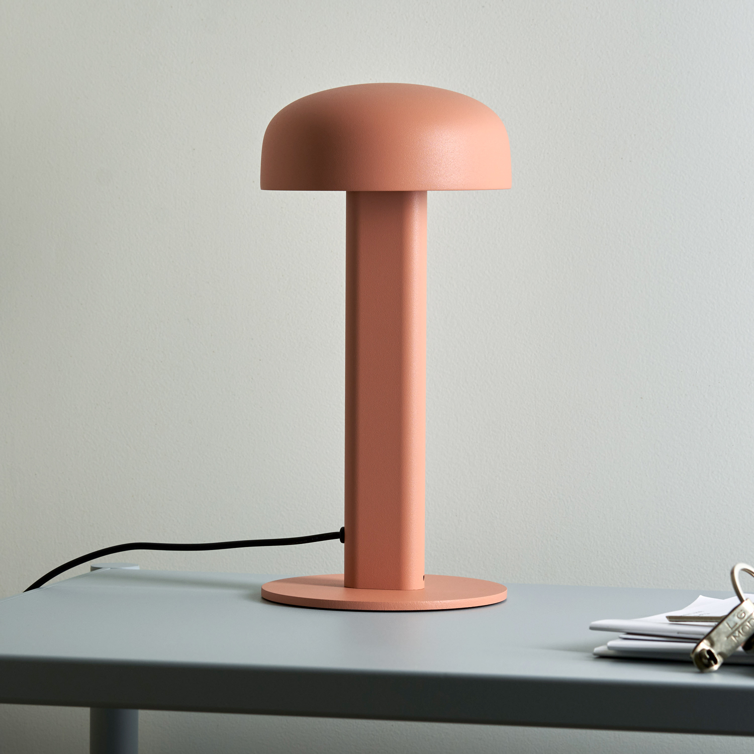 NOD table lamp