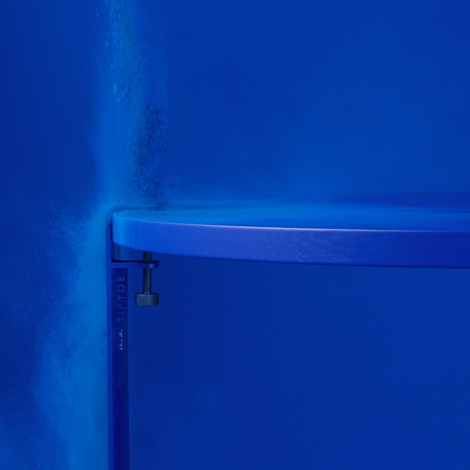 TIPTOE x KLEIN BLUE® – BROOKLYN coffee table