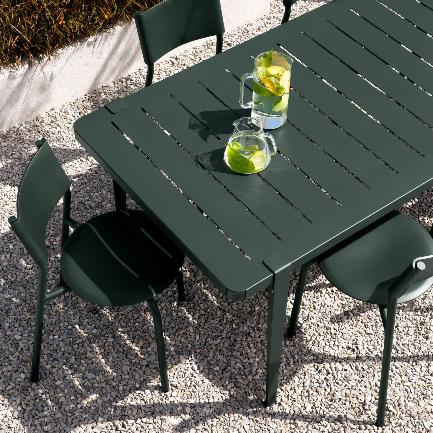 Outdoor table - powder-coated steel