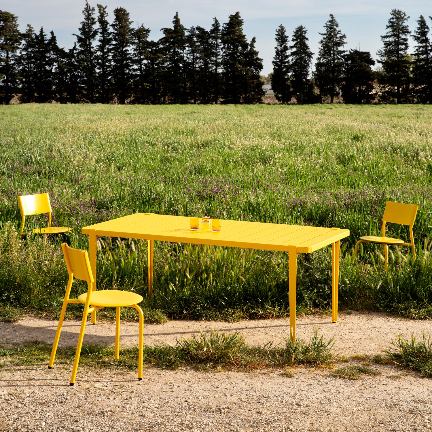 Outdoor table - powder-coated steel