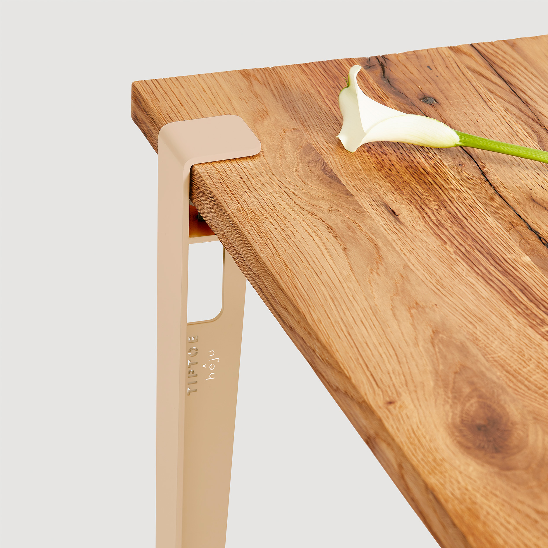 TIPTOE x HEJU - Dining table
