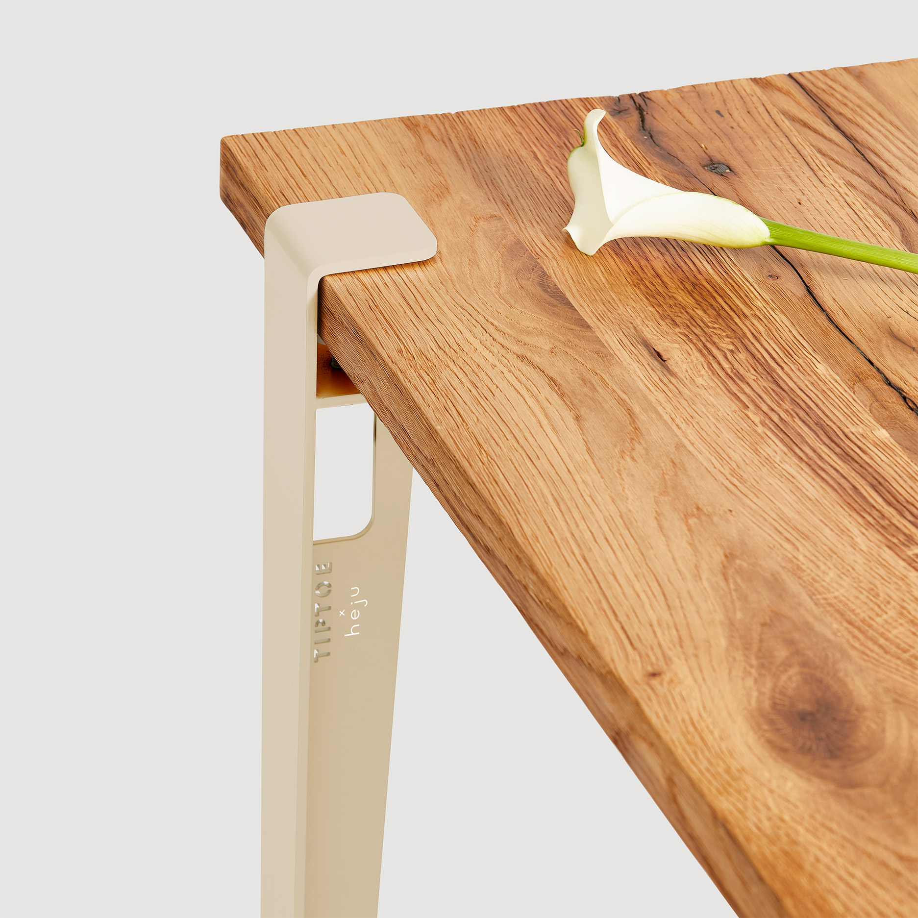 TIPTOE x HEJU - Dining table