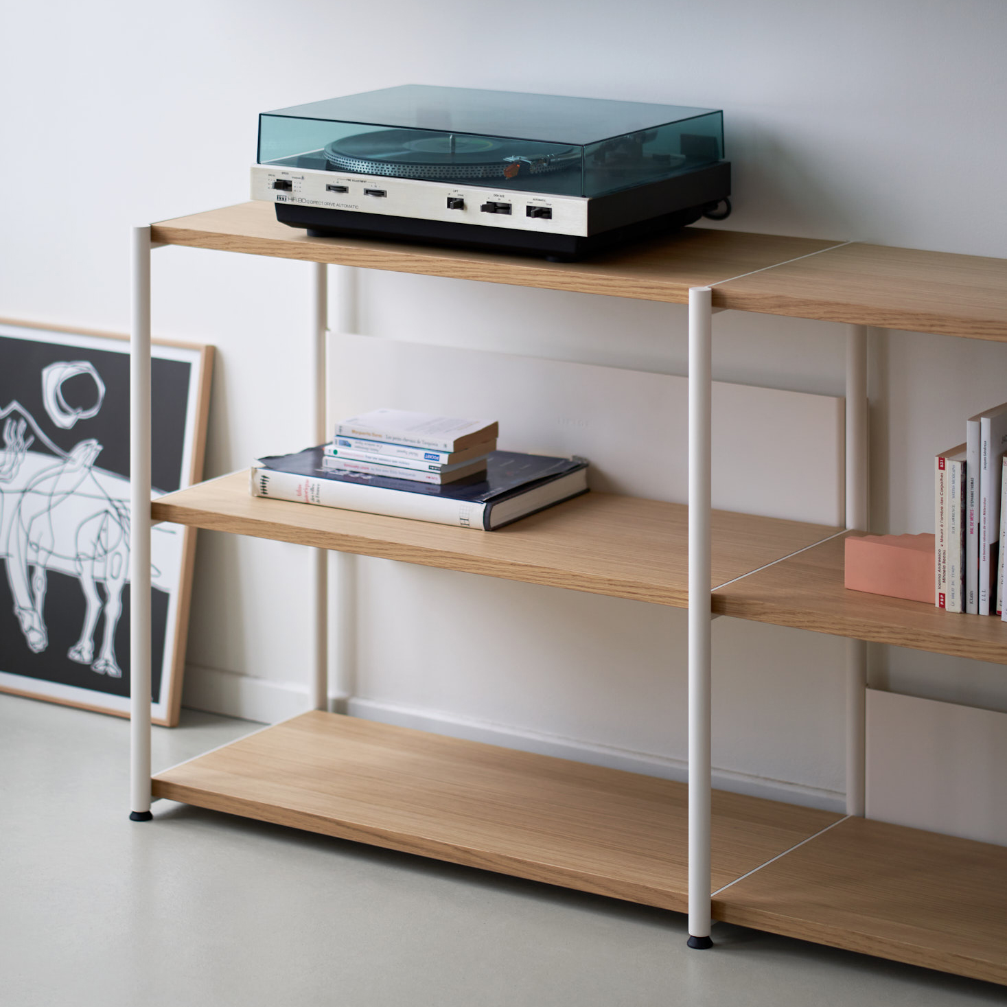 UNIT shelf - H75 to 85 x W164cm - eco-certified wood