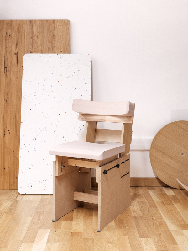 The studio – Tiptoe