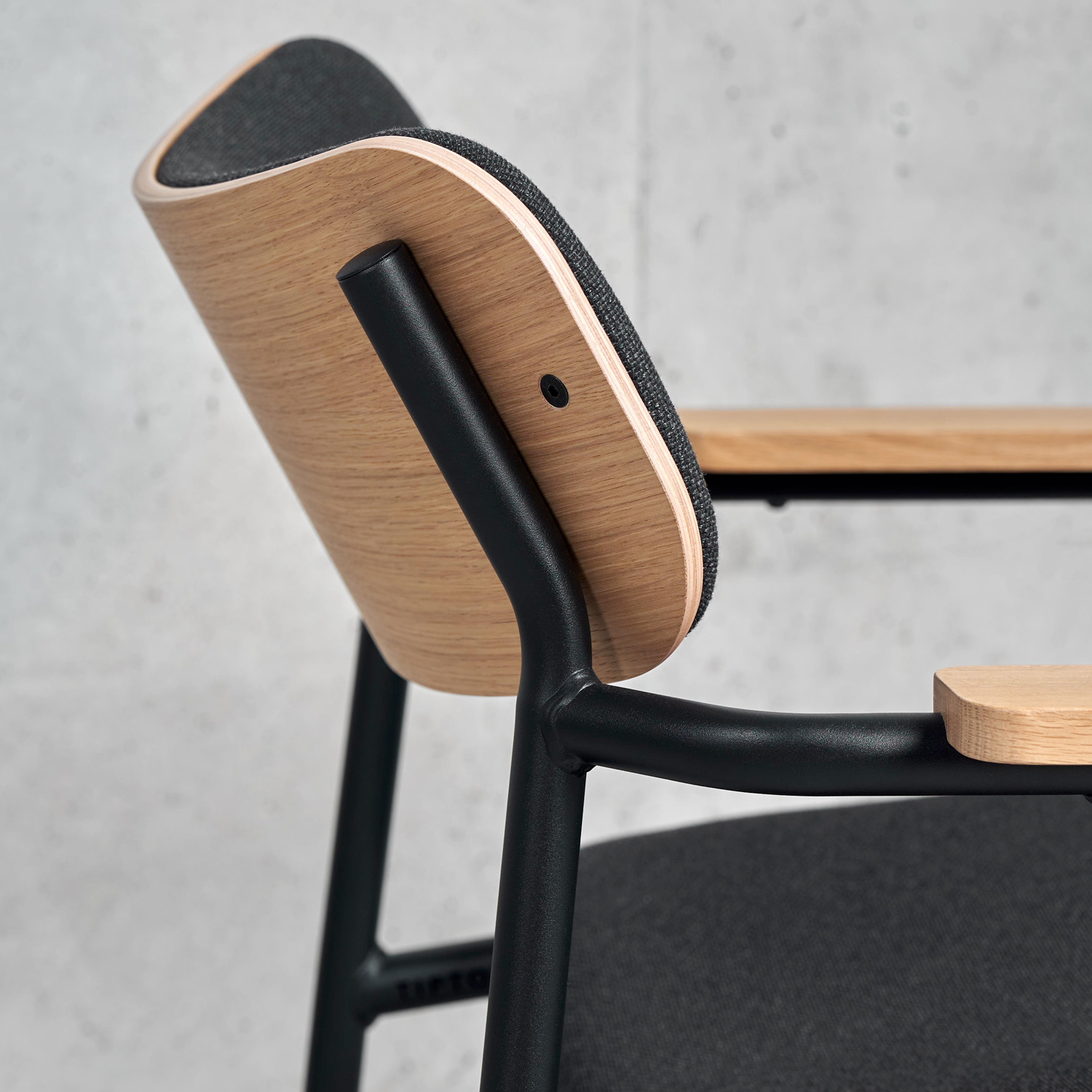 ÉTUDE lounge chair