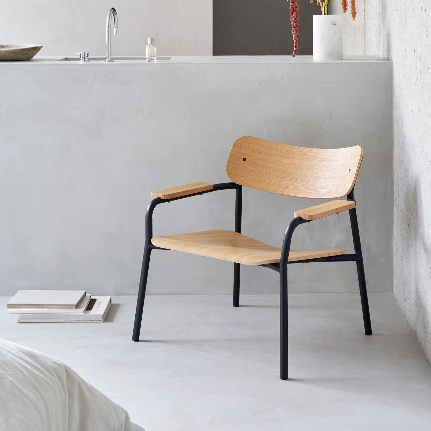 ÉTUDE lounge chair