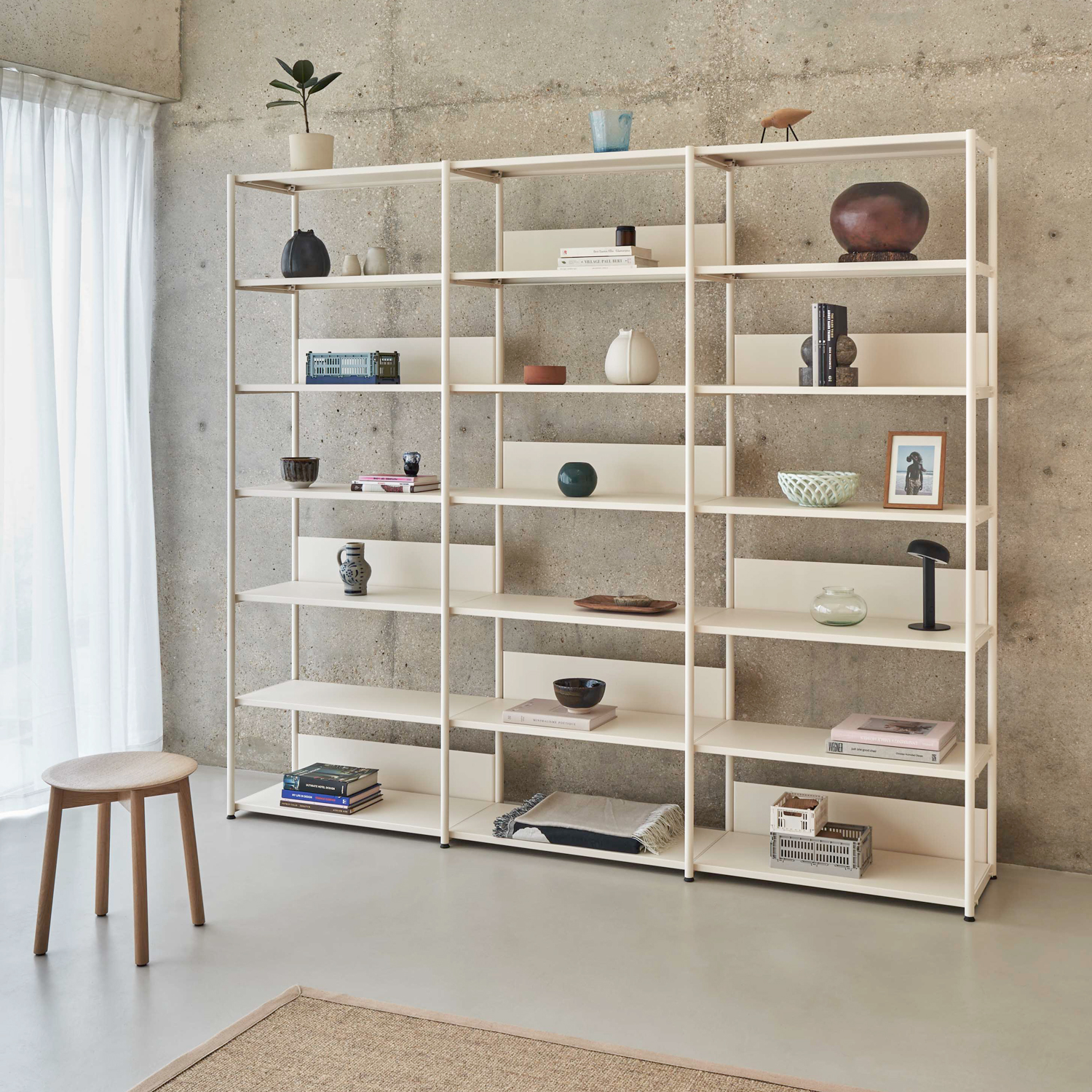 UNIT shelf - H180 to 215 x W244cm - powder-coated steel