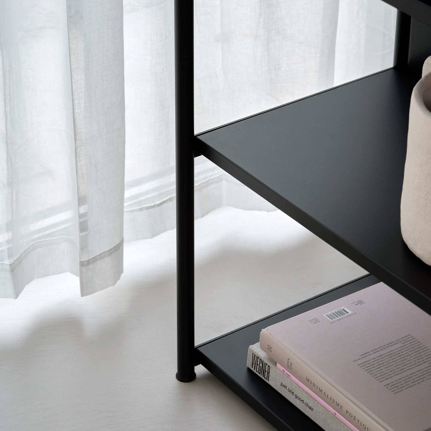 UNIT shelf - H180 to 215 x W244cm - powder-coated steel