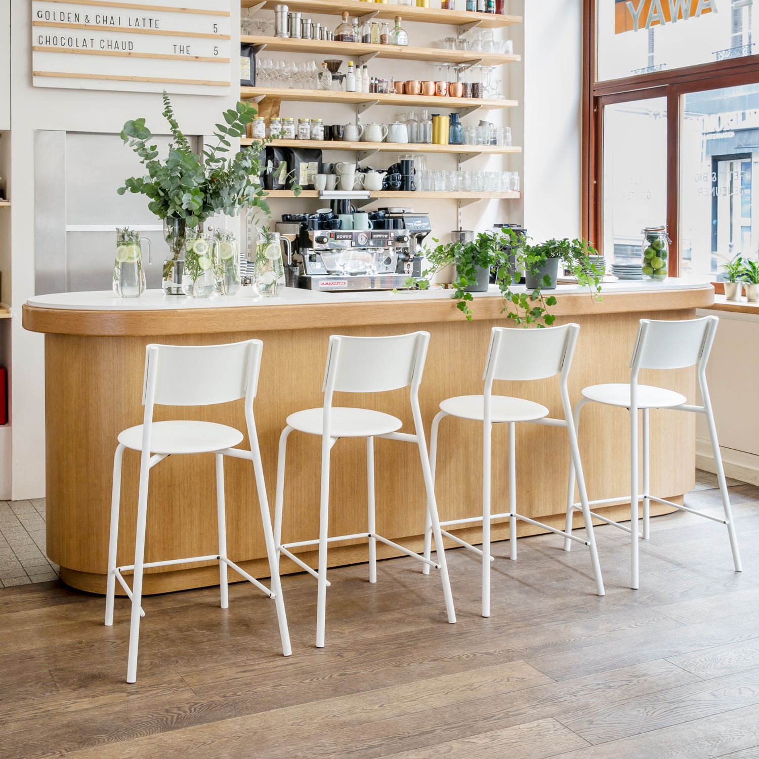 Barstuhl SSDr - recycelter Kunststoff