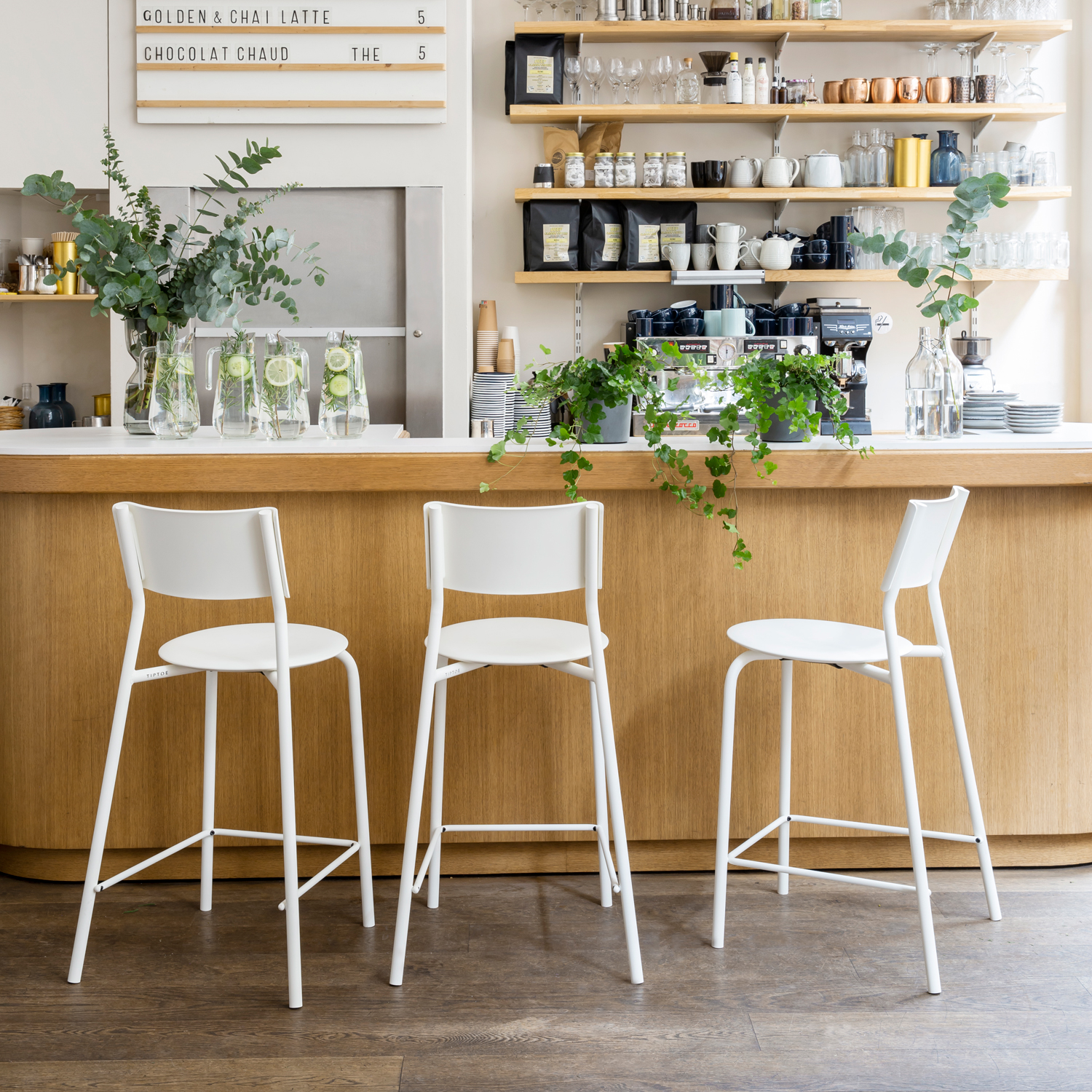 Barstuhl SSDr - recycelter Kunststoff