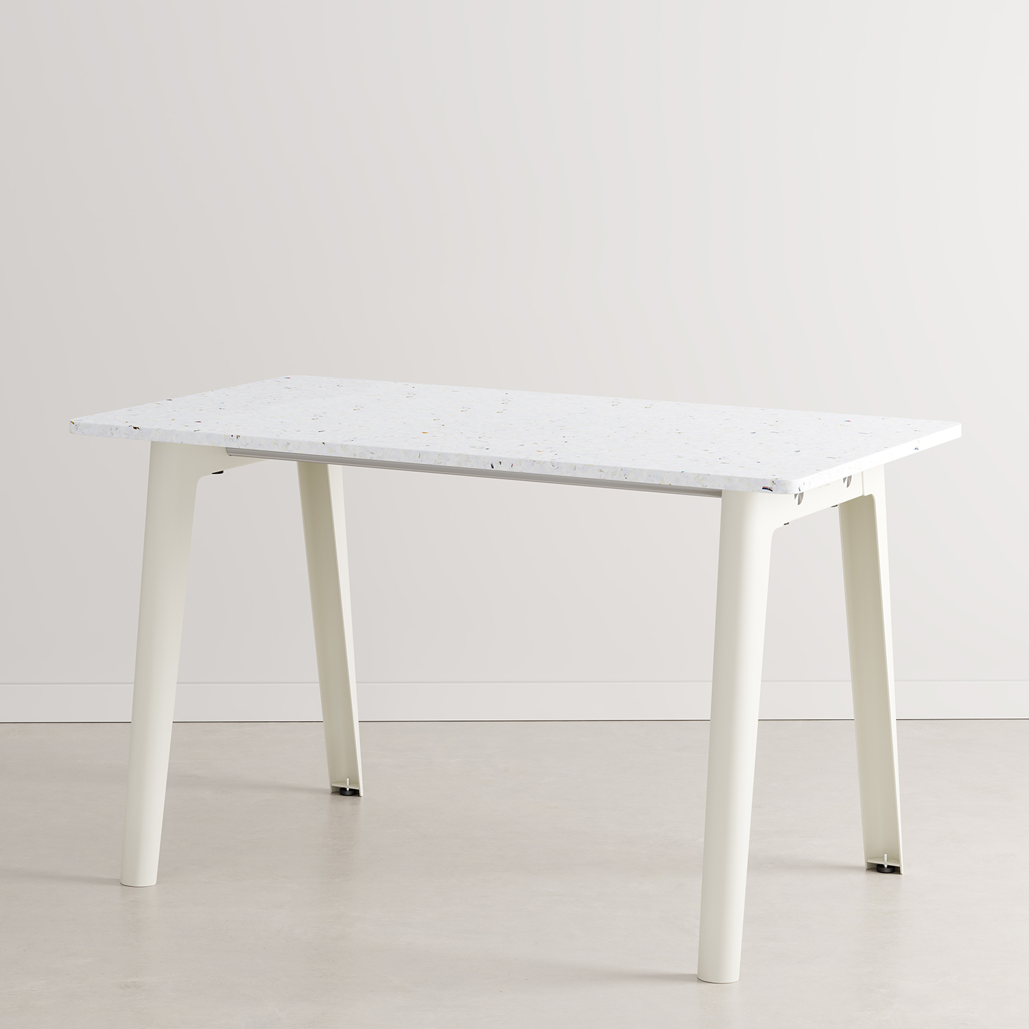 NEW MODERN desk - Venezia recycled plastic