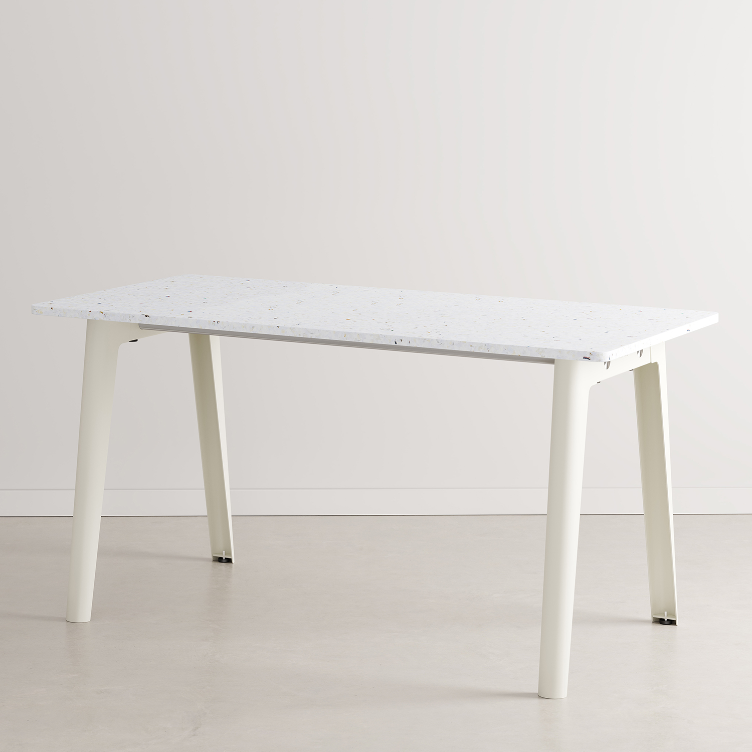 NEW MODERN desk - Venezia recycled plastic