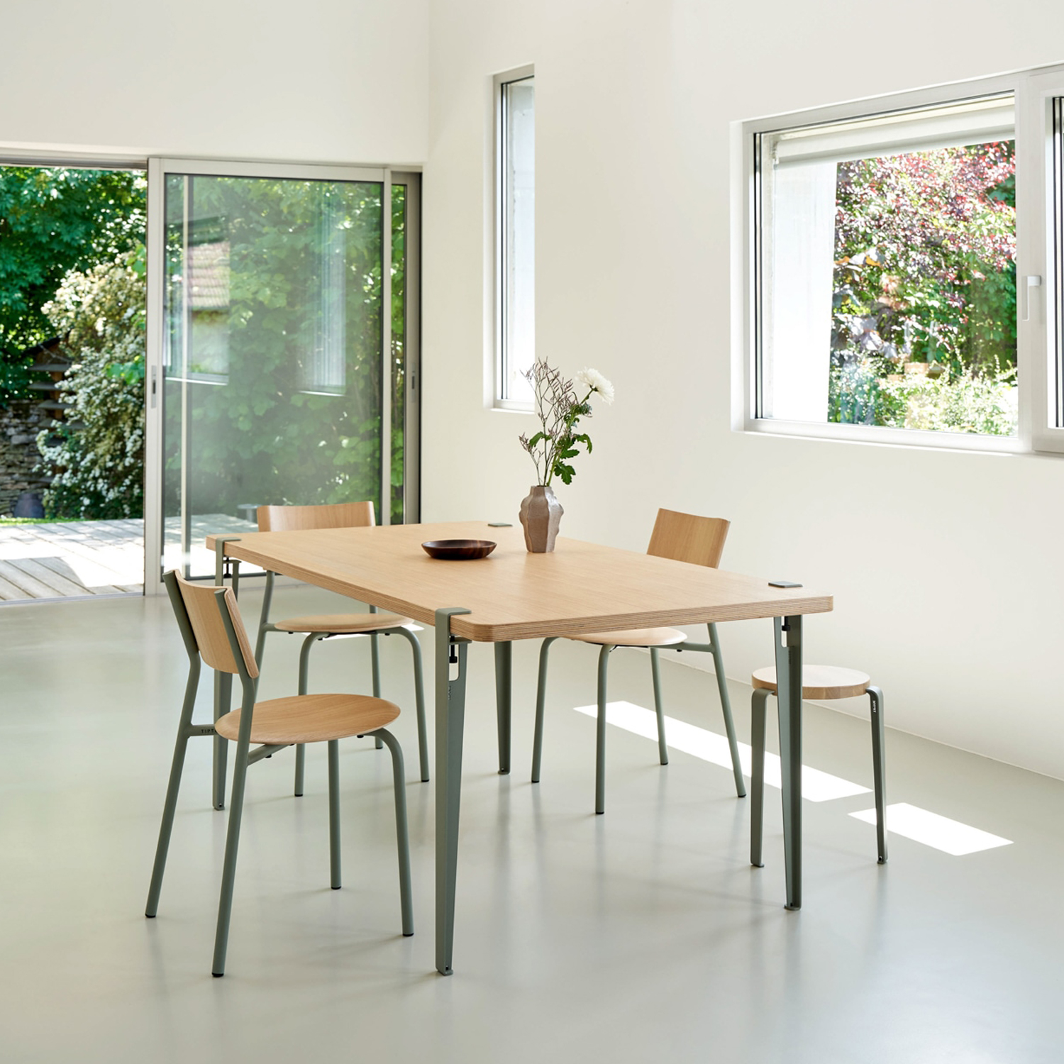 SSD chair - eco-certified wood