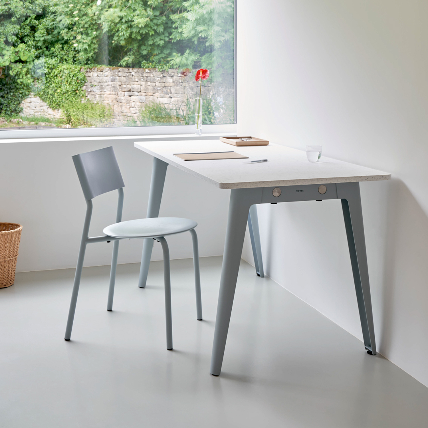 NEW MODERN desk - Venezia recycled plastic