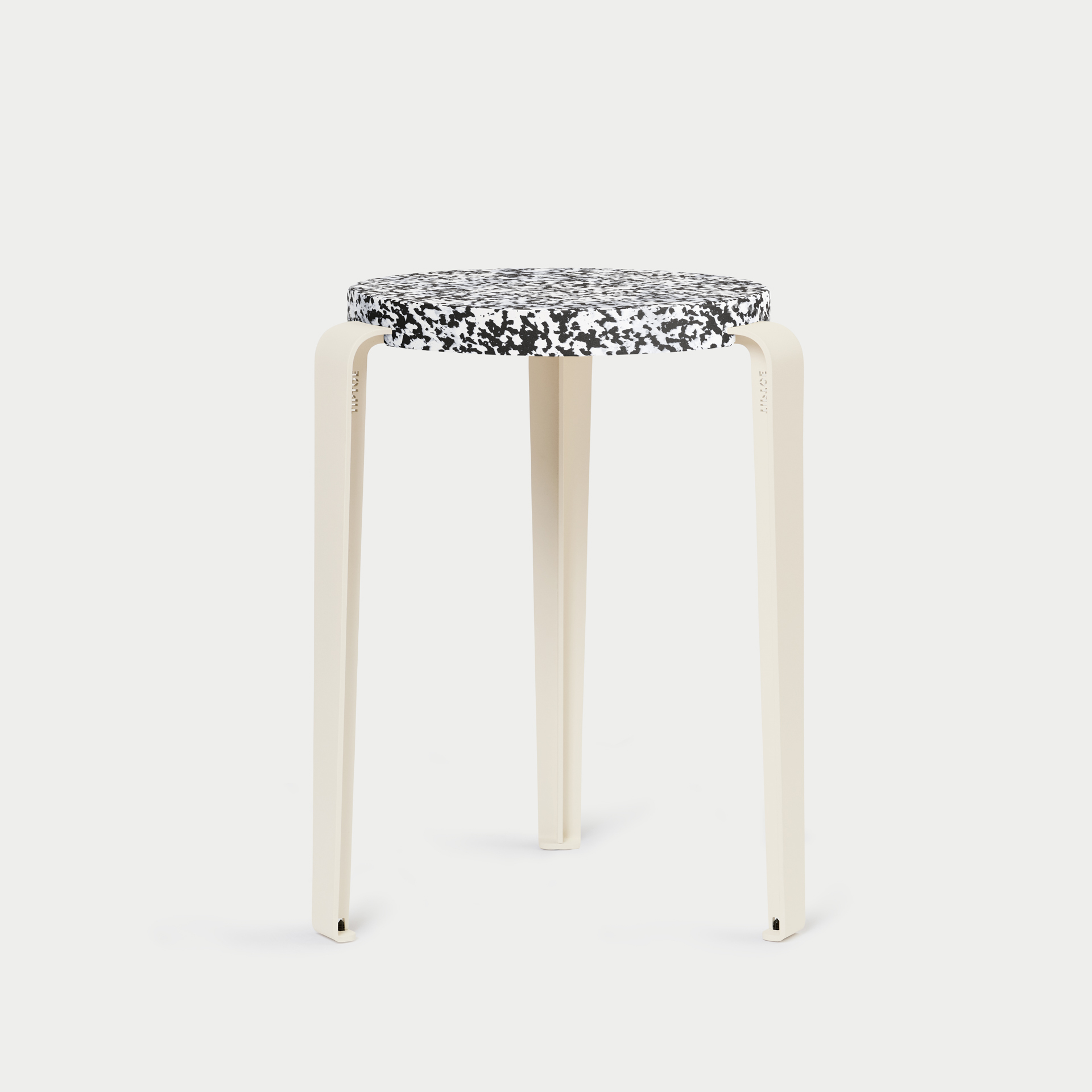 LOU stool - Macchiato recycled plastic