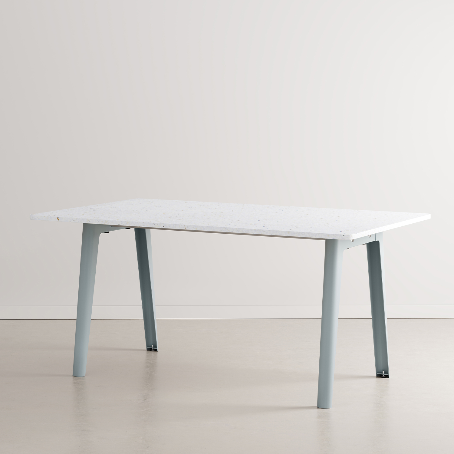 Esstisch NEW MODERN - recycelter Kunststoff Venezia