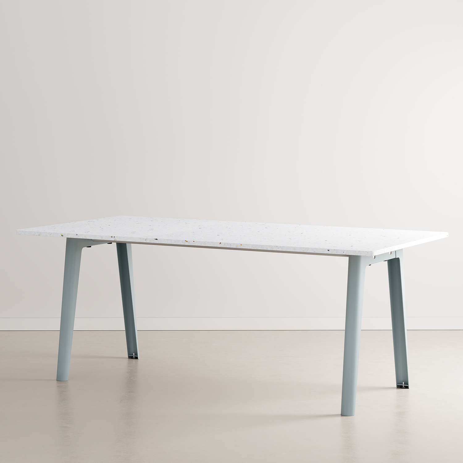 Esstisch NEW MODERN - recycelter Kunststoff Venezia