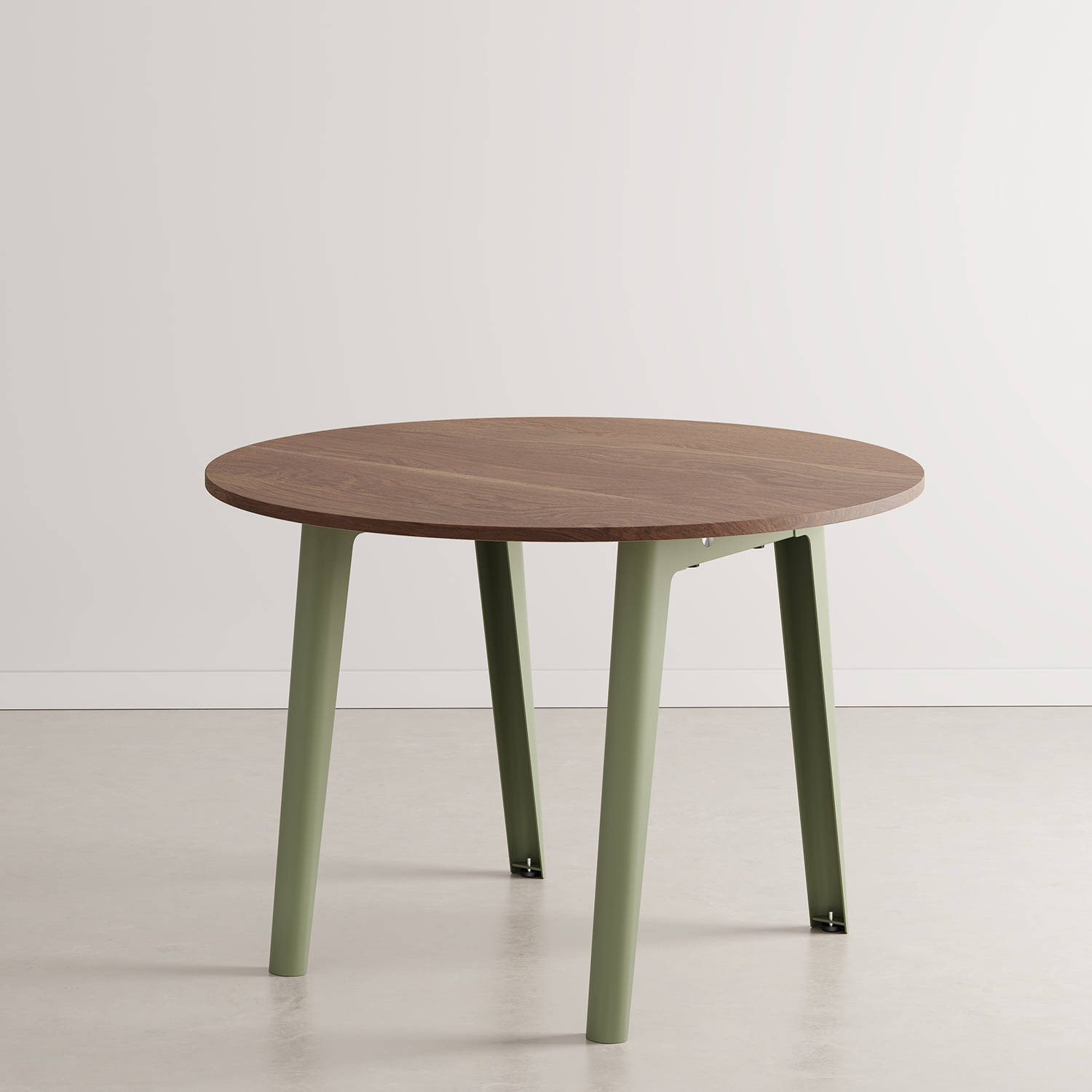 NEW MODERN round table Ø 110cm - eco-certified walnut